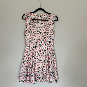 Daisy mini dress size xs